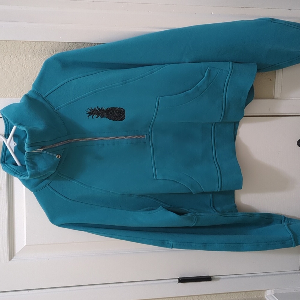 Maui Lululemon Scuba Oversized Funnel Neck Half Zip Pineapple